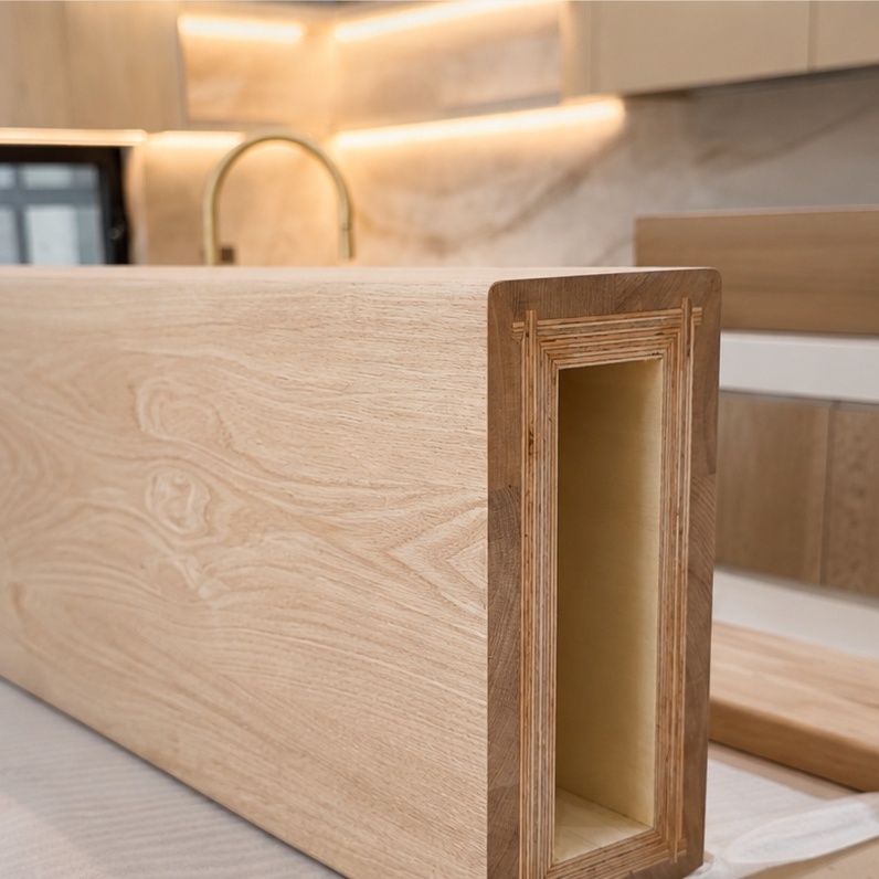 Alpine Oak boxed stair tread, full length detail